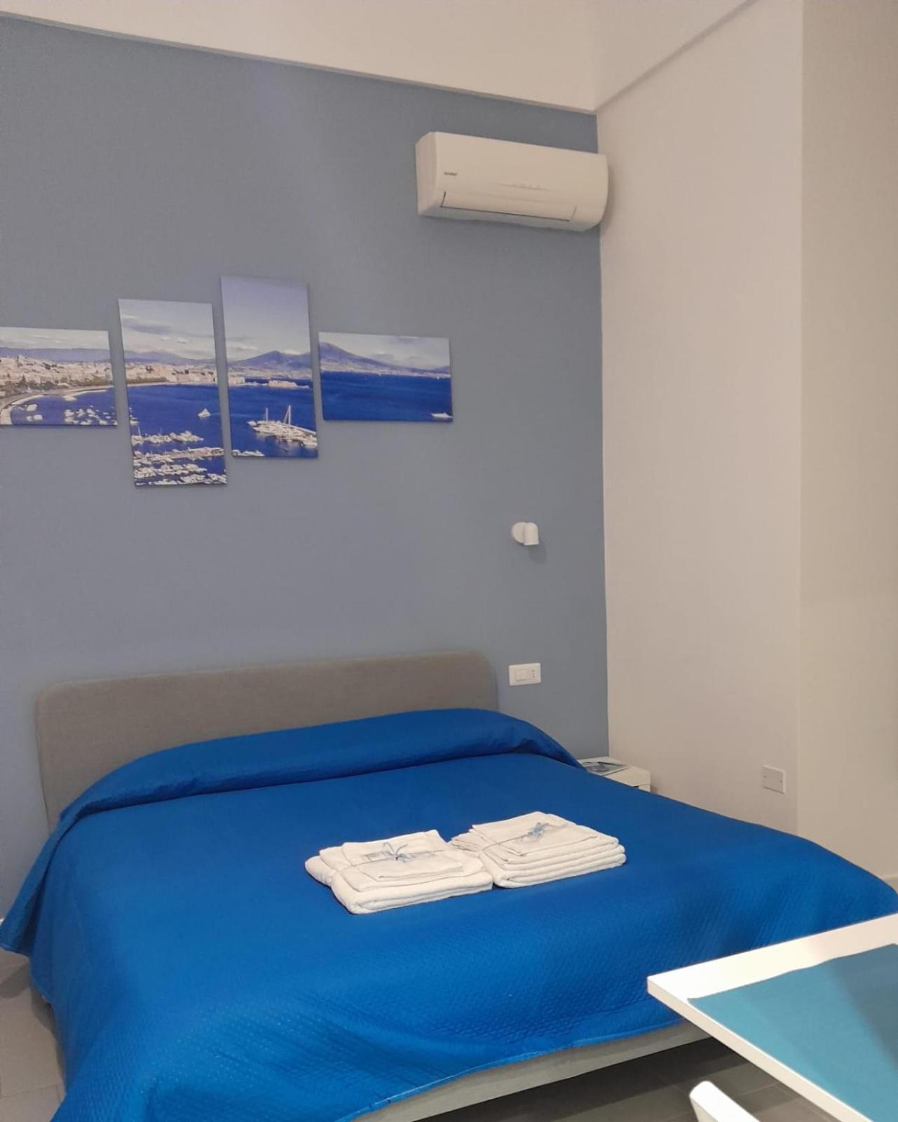 Monteoliveto 5 Bed & Breakfast Napoli Dış mekan fotoğraf